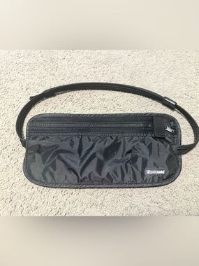 Pacsafe Coversafe Money Anti-Theft Belt Bag